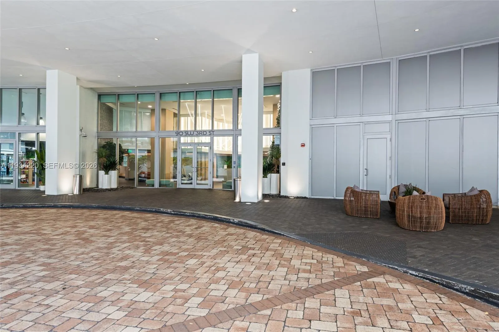 90 Sw 3rd St 2109, Miami, Florida 33130, Miami, Florida 33130, 1 Bedroom Bedrooms, ,1 BathroomBathrooms,Residential,For Sale,90 Sw 3rd St 2109, Miami, Florida 33130,A11934220