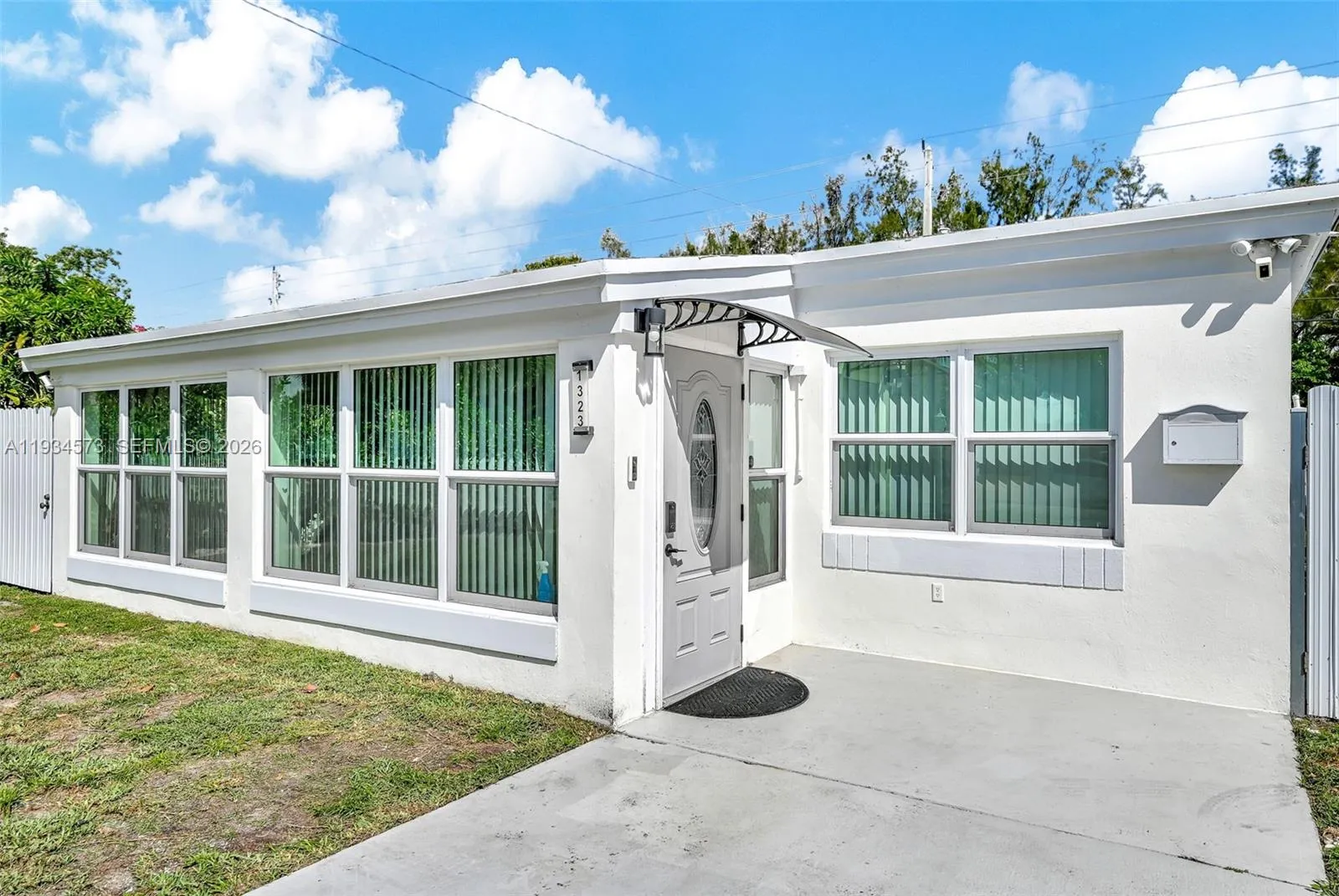 1323 Ne 182nd St, North Miami Beach, Florida 33162, North Miami Beach, Florida 33162, 3 Bedrooms Bedrooms, ,1 BathroomBathrooms,Residential,For Sale,1323 Ne 182nd St, North Miami Beach, Florida 33162,A11934573