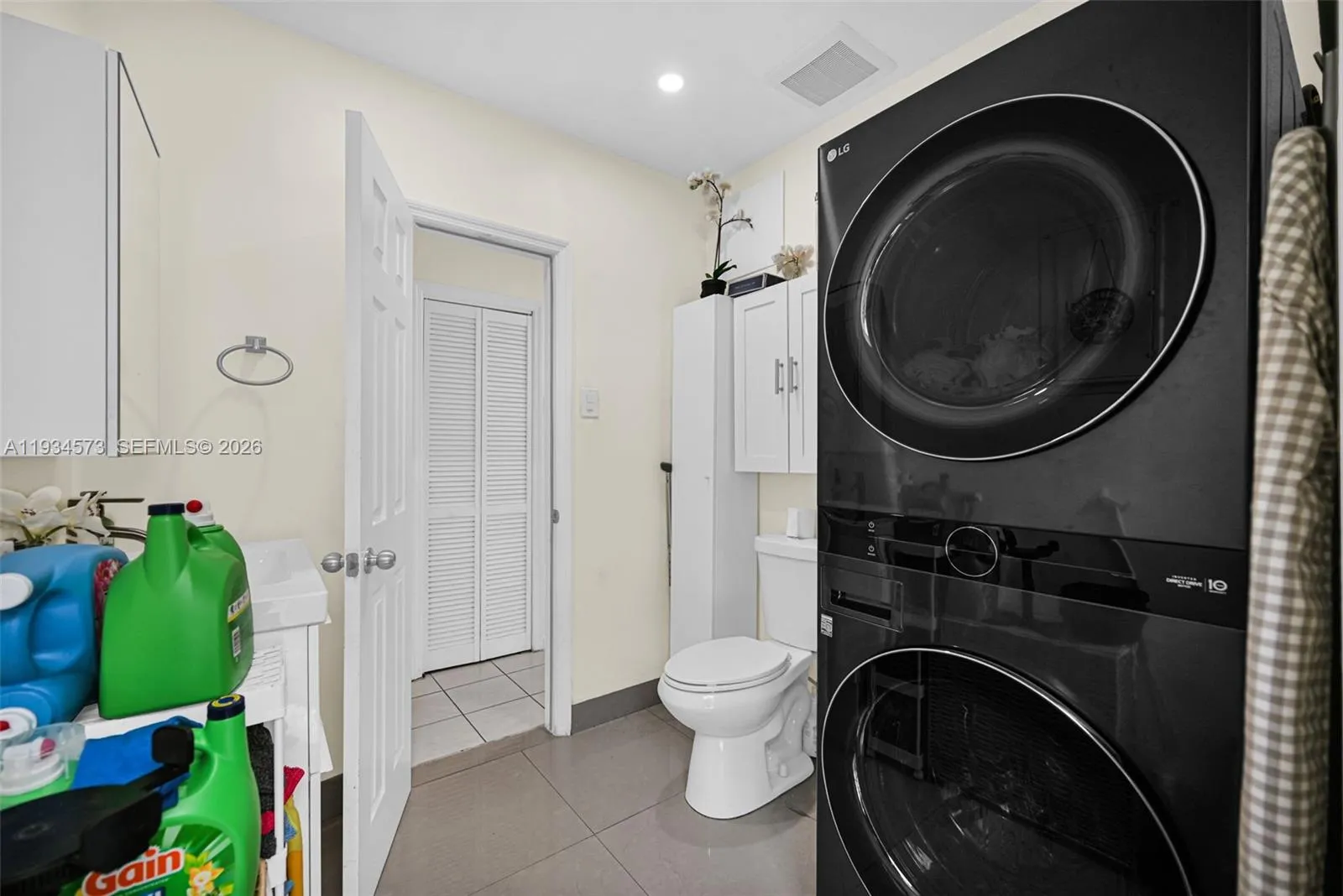 1323 Ne 182nd St, North Miami Beach, Florida 33162, North Miami Beach, Florida 33162, 3 Bedrooms Bedrooms, ,1 BathroomBathrooms,Residential,For Sale,1323 Ne 182nd St, North Miami Beach, Florida 33162,A11934573