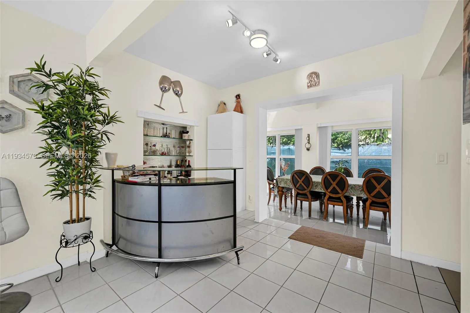 1323 Ne 182nd St, North Miami Beach, Florida 33162, North Miami Beach, Florida 33162, 3 Bedrooms Bedrooms, ,1 BathroomBathrooms,Residential,For Sale,1323 Ne 182nd St, North Miami Beach, Florida 33162,A11934573