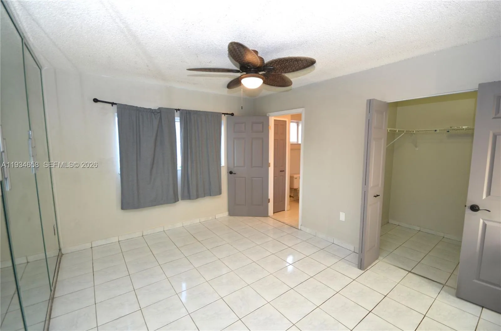 7762 W 34th Ln 18-202, Hialeah, Florida 33018, Hialeah, Florida 33018, 2 Bedrooms Bedrooms, ,2 BathroomsBathrooms,Residential,For Sale,7762 W 34th Ln 18-202, Hialeah, Florida 33018,A11934658
