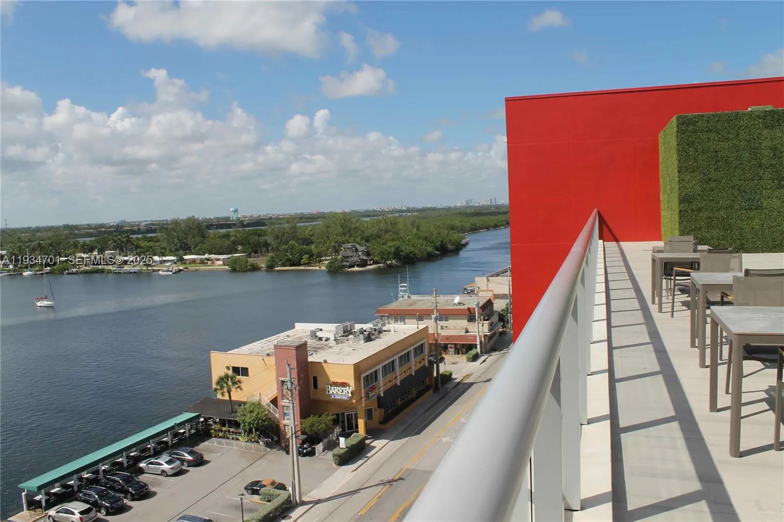 777 N Ocean Dr S514, Hollywood, Florida 33019, Hollywood, Florida 33019, 1 Bedroom Bedrooms, ,1 BathroomBathrooms,Residential,For Sale,777 N Ocean Dr S514, Hollywood, Florida 33019,A11934701