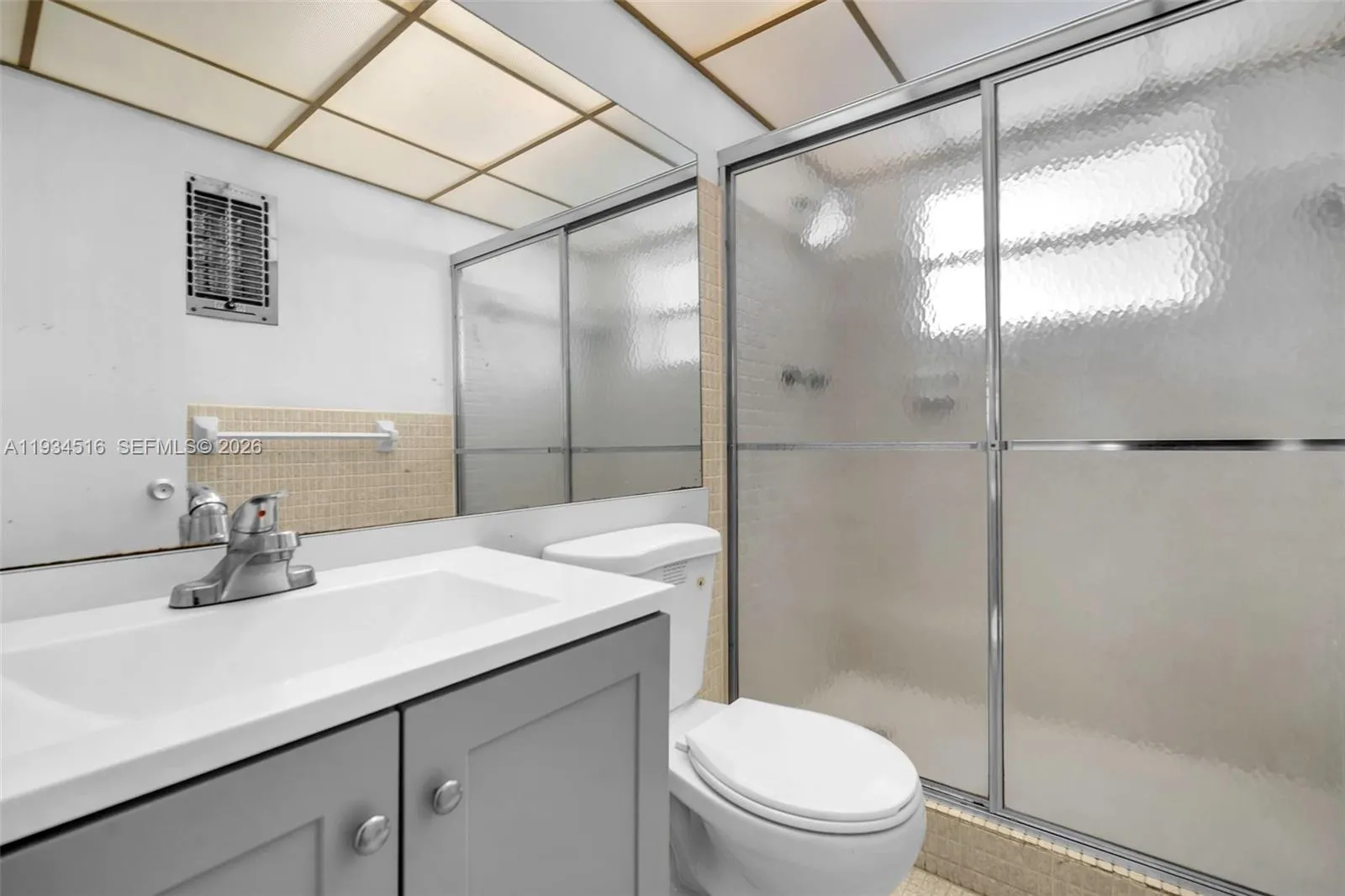 1280 Nw 43rd Ave 302, Lauderhill, Florida 33313, Lauderhill, Florida 33313, 2 Bedrooms Bedrooms, ,2 BathroomsBathrooms,Residential,For Sale,1280 Nw 43rd Ave 302, Lauderhill, Florida 33313,A11934516