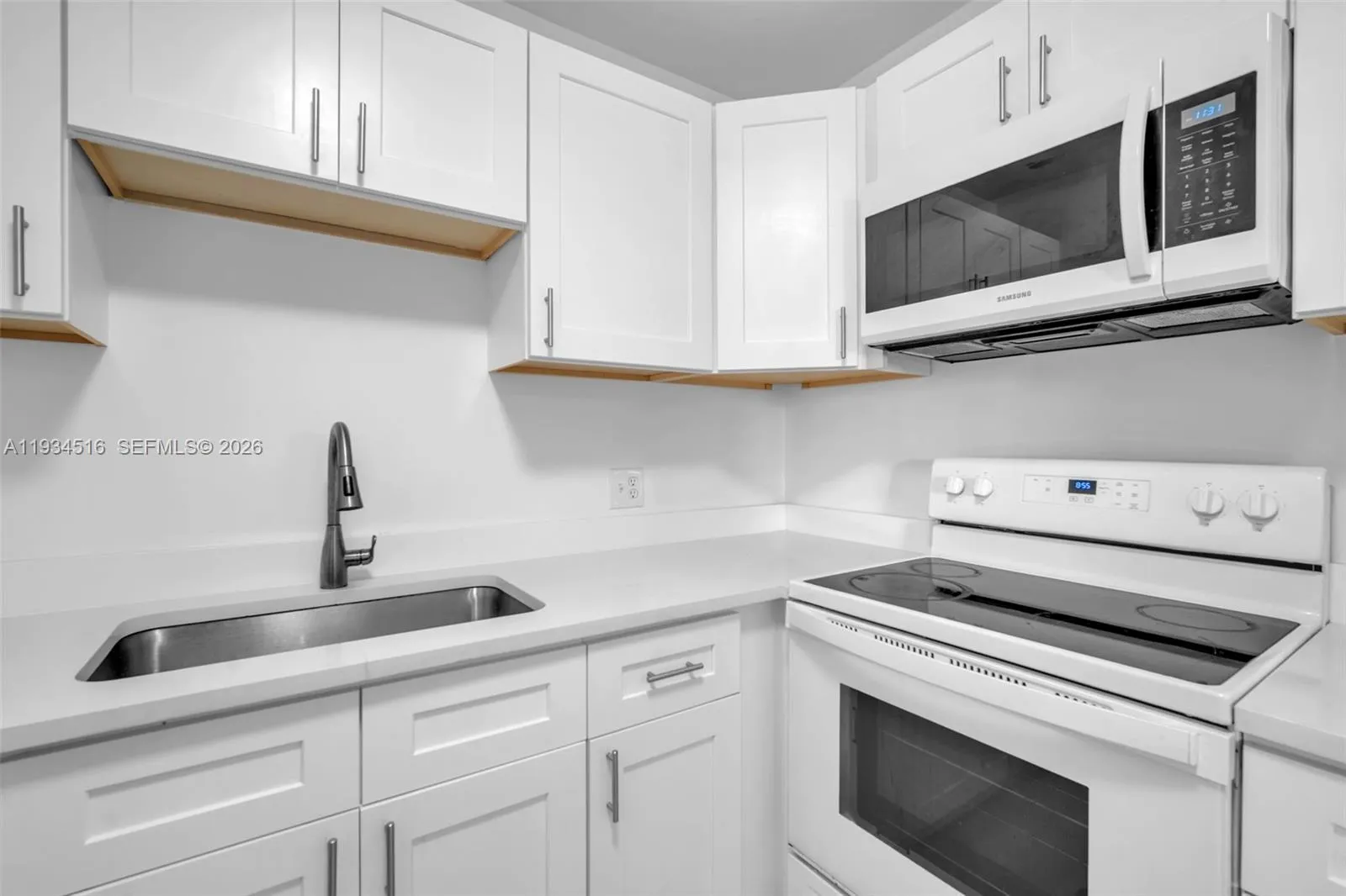 1280 Nw 43rd Ave 302, Lauderhill, Florida 33313, Lauderhill, Florida 33313, 2 Bedrooms Bedrooms, ,2 BathroomsBathrooms,Residential,For Sale,1280 Nw 43rd Ave 302, Lauderhill, Florida 33313,A11934516