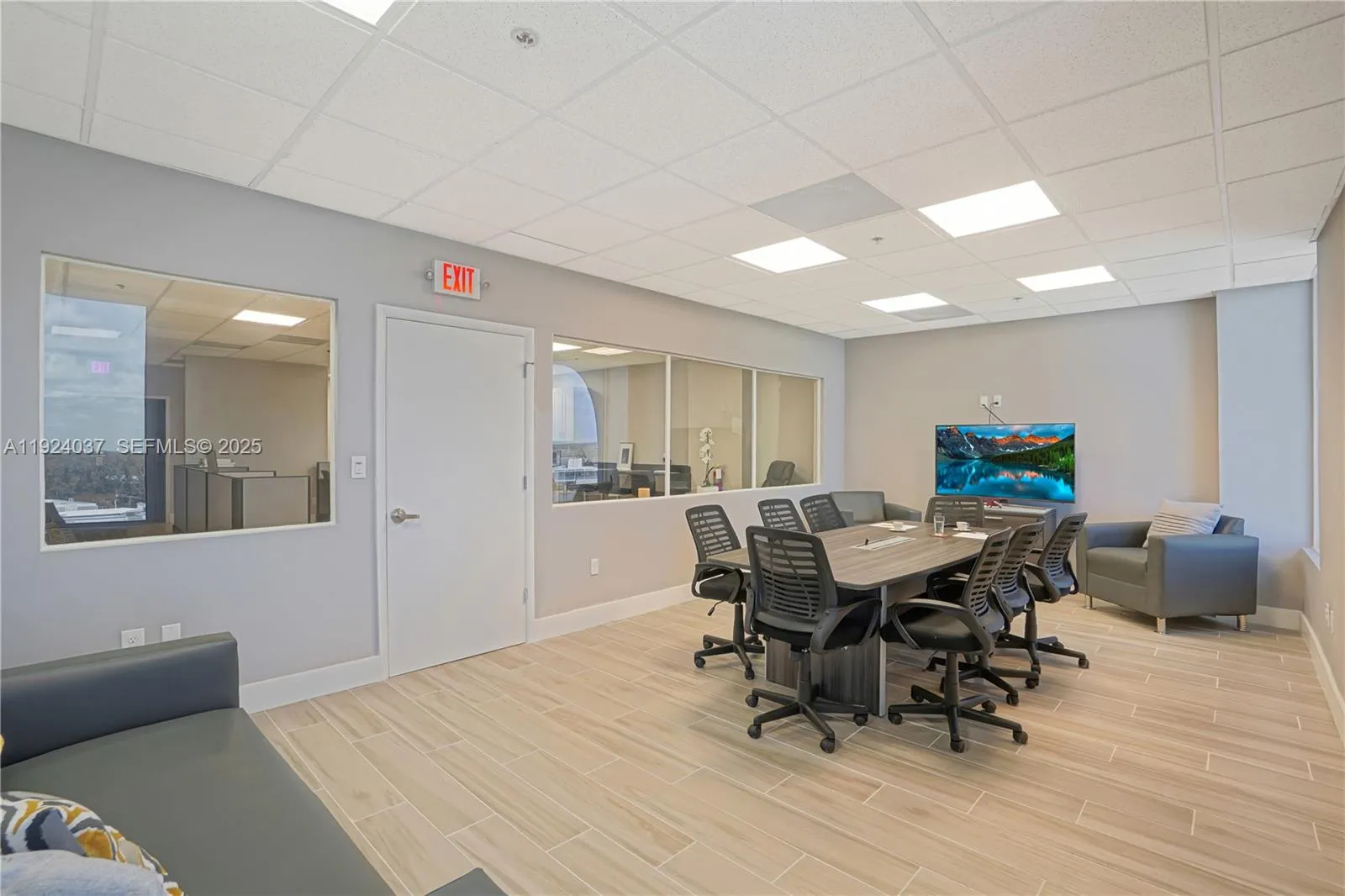 12550 Biscayne Blvd 902, North Miami, Florida 3318, North Miami, Florida 33181, ,Commercial Lease,For Rent,12550 Biscayne Blvd 902, North Miami, Florida 3318,A11924037