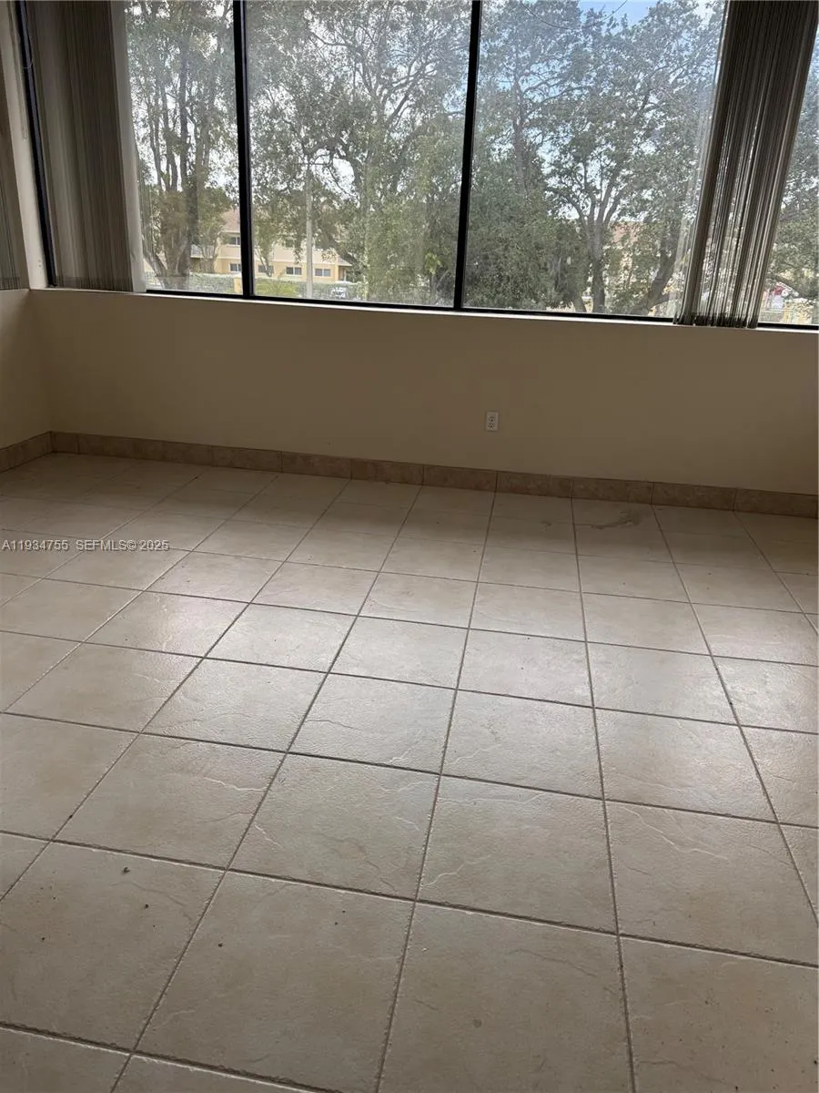 18191 Nw 68th Ave, Miami, Florida 33015, Miami, Florida 33015, ,Commercial Lease,For Rent,18191 Nw 68th Ave, Miami, Florida 33015,A11934755