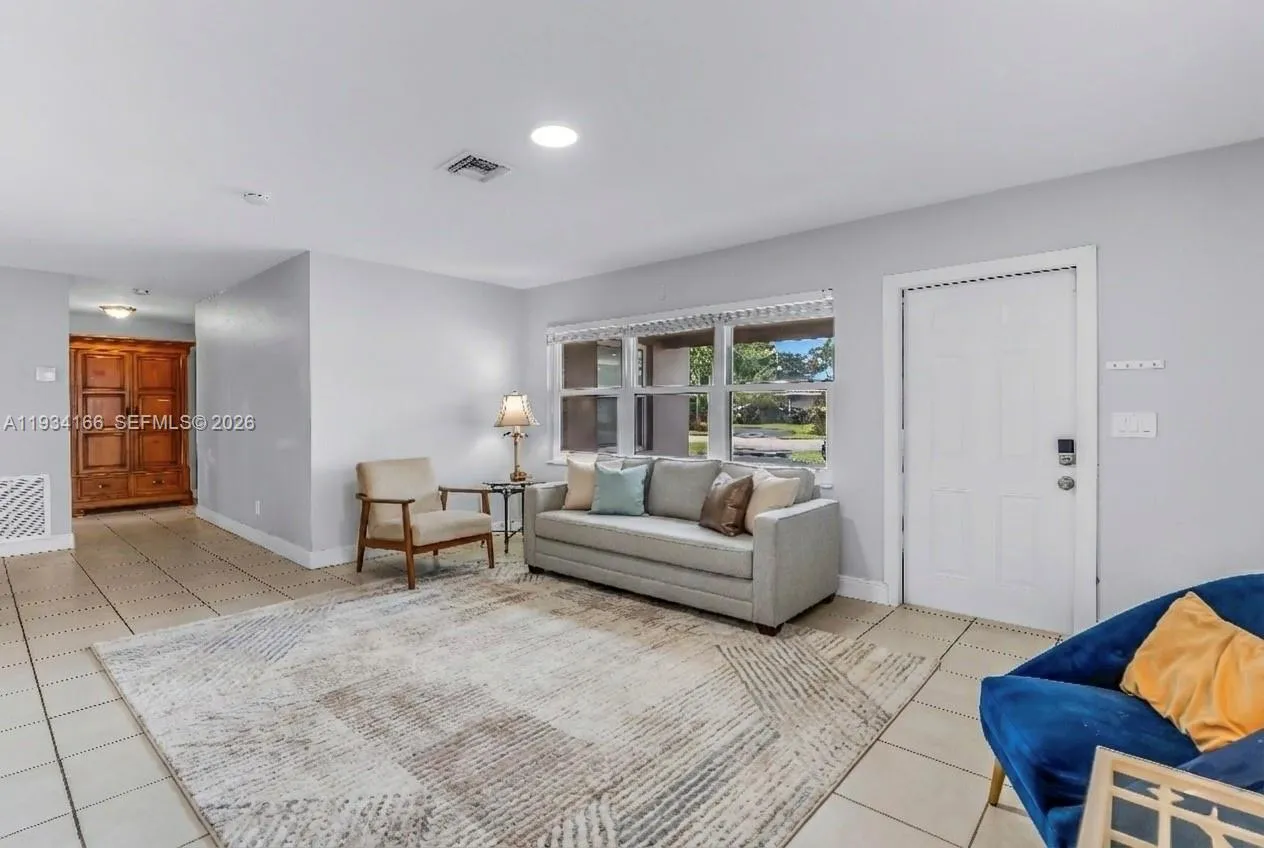 312 Nw 35, Oakland Park, Florida 33309, Oakland Park, Florida 33309, 4 Bedrooms Bedrooms, ,2 BathroomsBathrooms,Residential,For Sale,312 Nw 35, Oakland Park, Florida 33309,A11934166