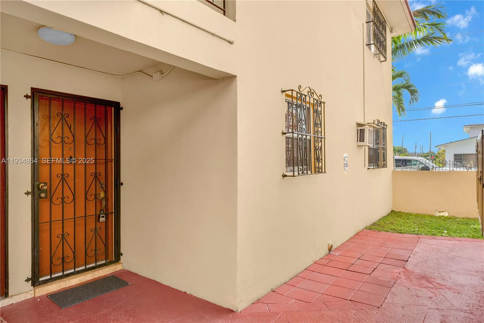 47 Nw 47th Ave 1, Miami, Florida 33126, Miami, Florida 33126, 2 Bedrooms Bedrooms, ,1 BathroomBathrooms,Residential,For Sale,47 Nw 47th Ave 1, Miami, Florida 33126,A11934864