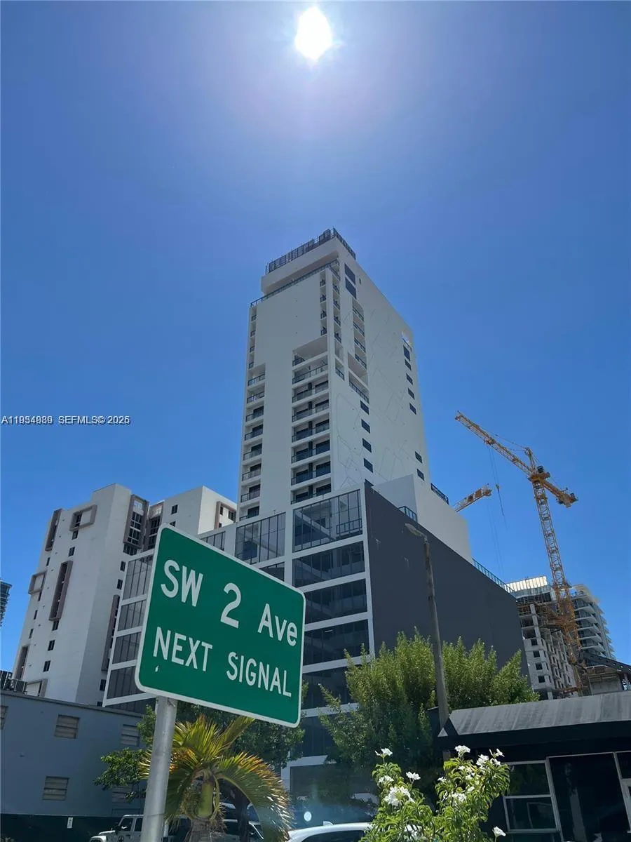 239 Sw 9th St 2103, Miami, Florida 33130, Miami, Florida 33130, 2 Bedrooms Bedrooms, ,2 BathroomsBathrooms,Residential,For Sale,239 Sw 9th St 2103, Miami, Florida 33130,A11934889