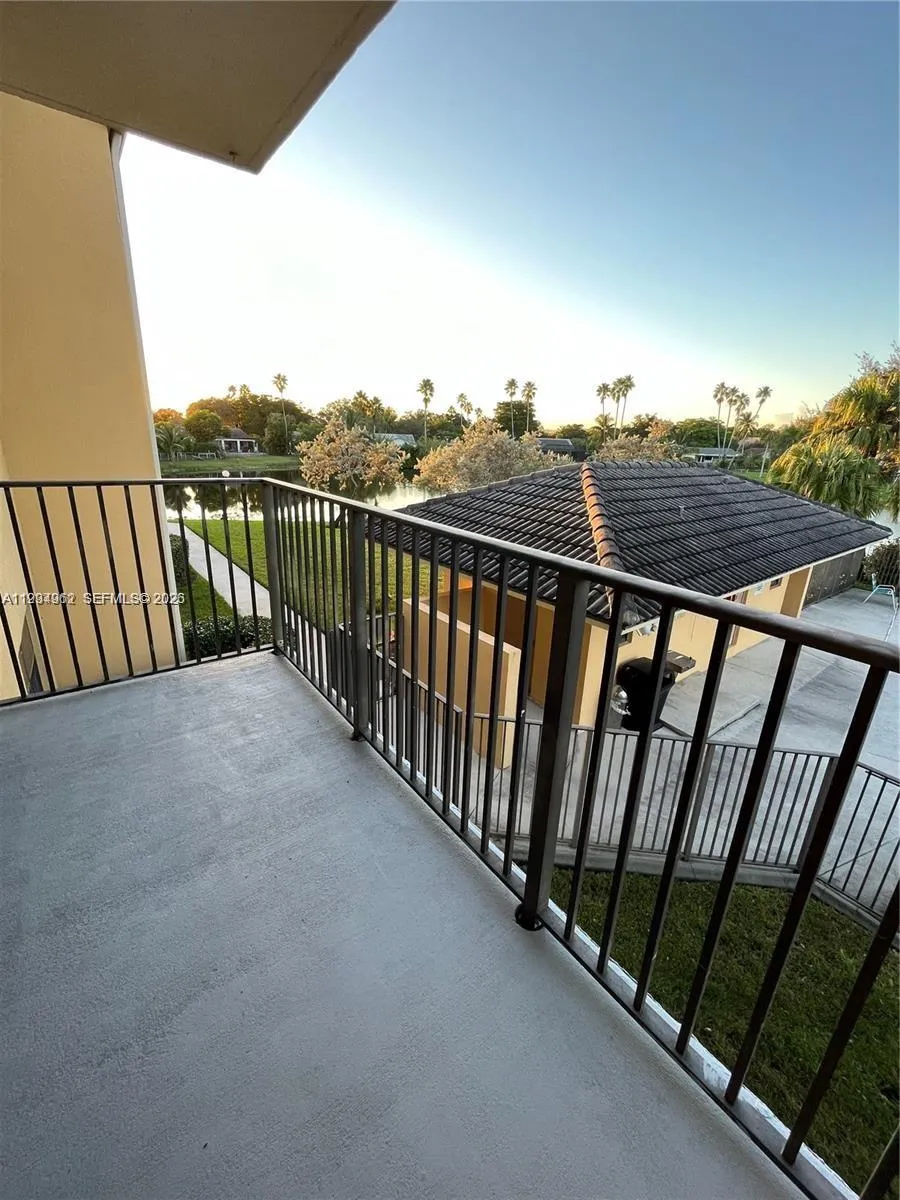 11453 Nw 39th Ct 210-2, Coral Springs, Florida 330, Coral Springs, Florida 33065, 2 Bedrooms Bedrooms, ,2 BathroomsBathrooms,Residential Lease,For Rent,11453 Nw 39th Ct 210-2, Coral Springs, Florida 330,A11934962
