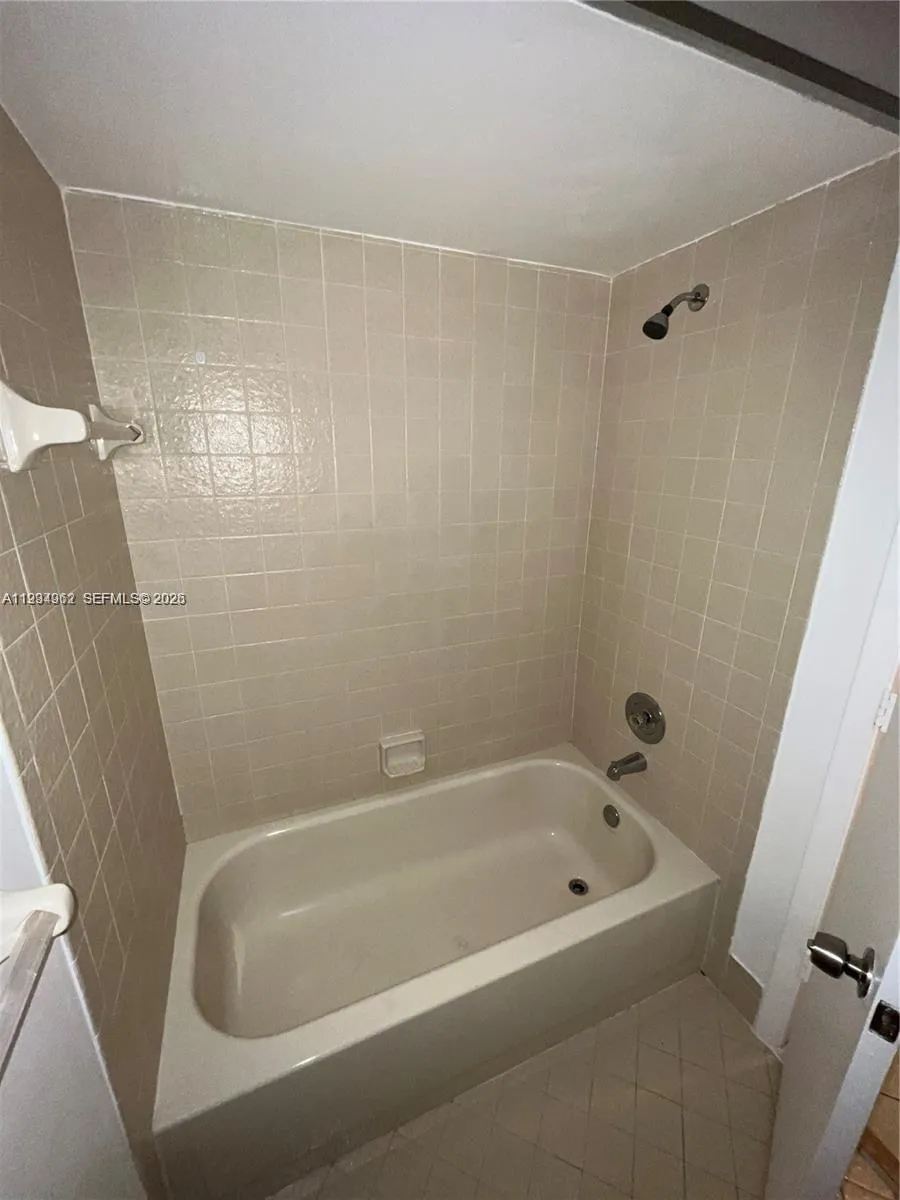 11453 Nw 39th Ct 210-2, Coral Springs, Florida 330, Coral Springs, Florida 33065, 2 Bedrooms Bedrooms, ,2 BathroomsBathrooms,Residential Lease,For Rent,11453 Nw 39th Ct 210-2, Coral Springs, Florida 330,A11934962