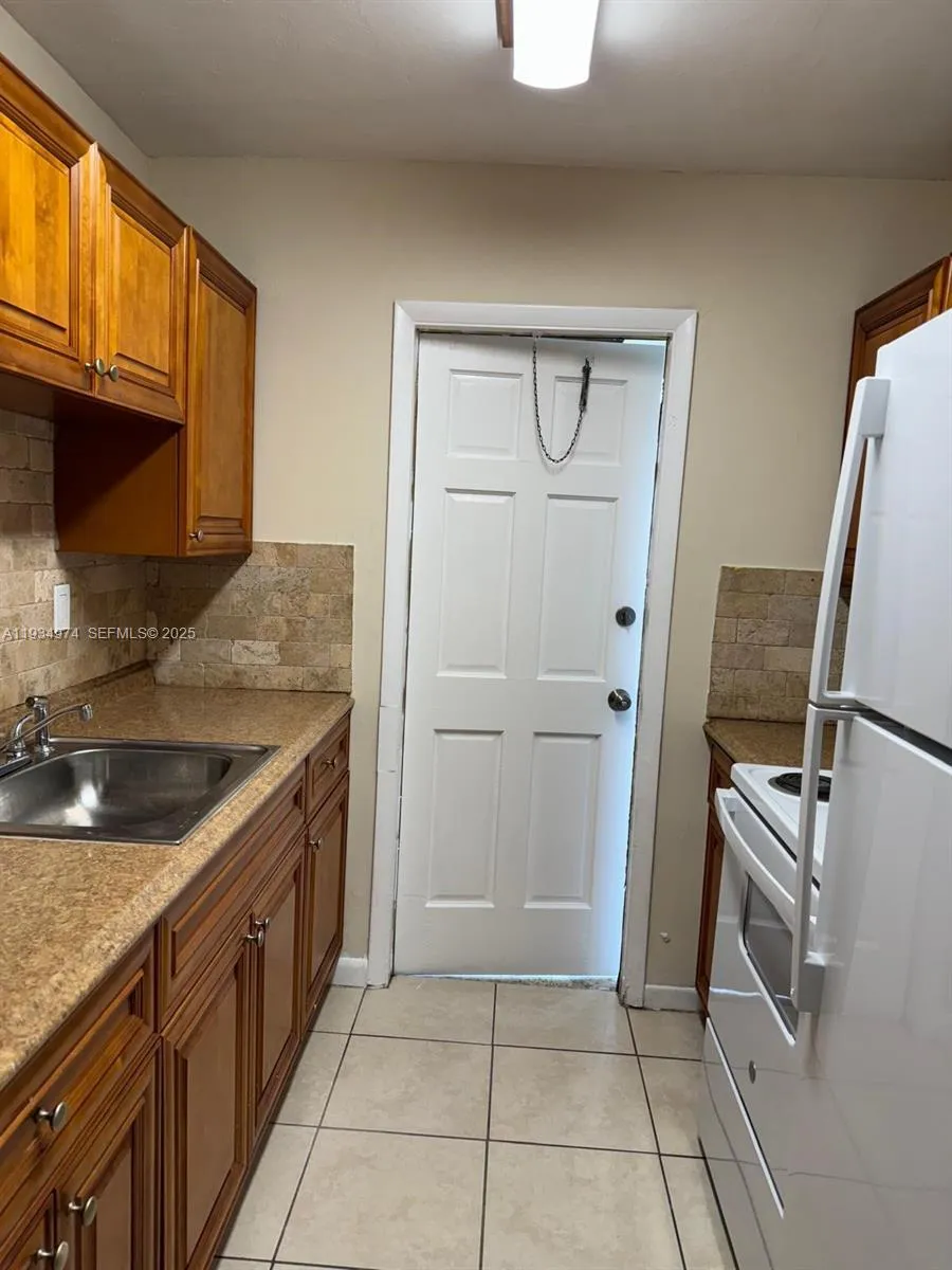 151 Nw 164th St, Miami, Florida 33169, Miami, Florida 33169, ,Residential Income,For Sale,151 Nw 164th St, Miami, Florida 33169,A11934974