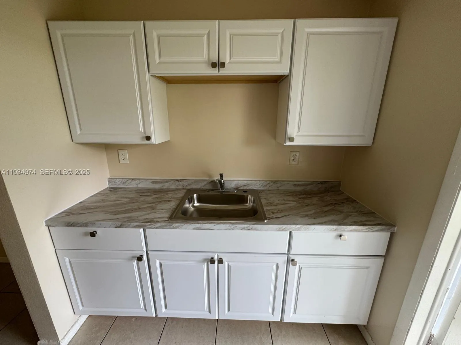 151 Nw 164th St, Miami, Florida 33169, Miami, Florida 33169, ,Residential Income,For Sale,151 Nw 164th St, Miami, Florida 33169,A11934974