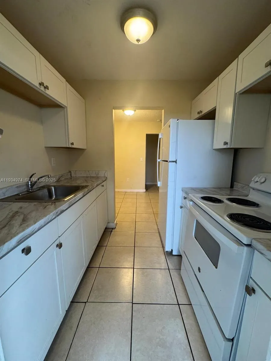 151 Nw 164th St, Miami, Florida 33169, Miami, Florida 33169, ,Residential Income,For Sale,151 Nw 164th St, Miami, Florida 33169,A11934974