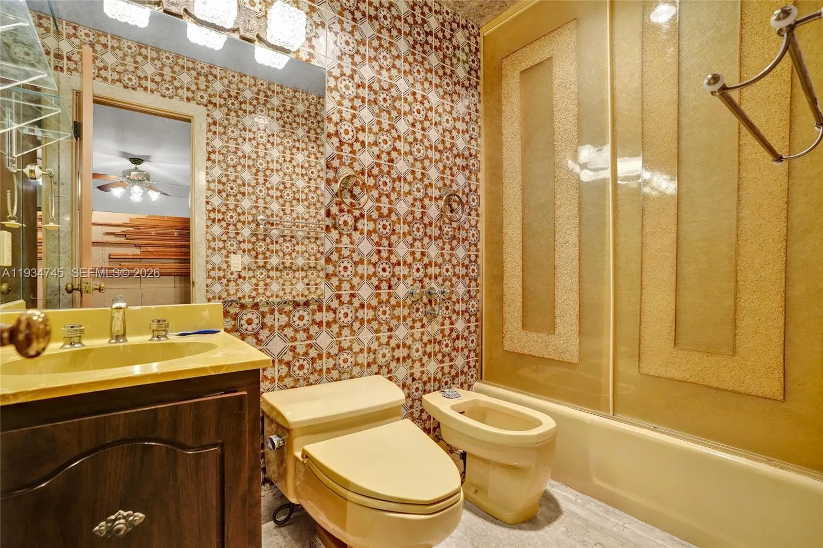 366 W 12th St, Hialeah, Florida 33010, Hialeah, Florida 33010, 7 Bedrooms Bedrooms, ,7 BathroomsBathrooms,Residential,For Sale,366 W 12th St, Hialeah, Florida 33010,A11934745