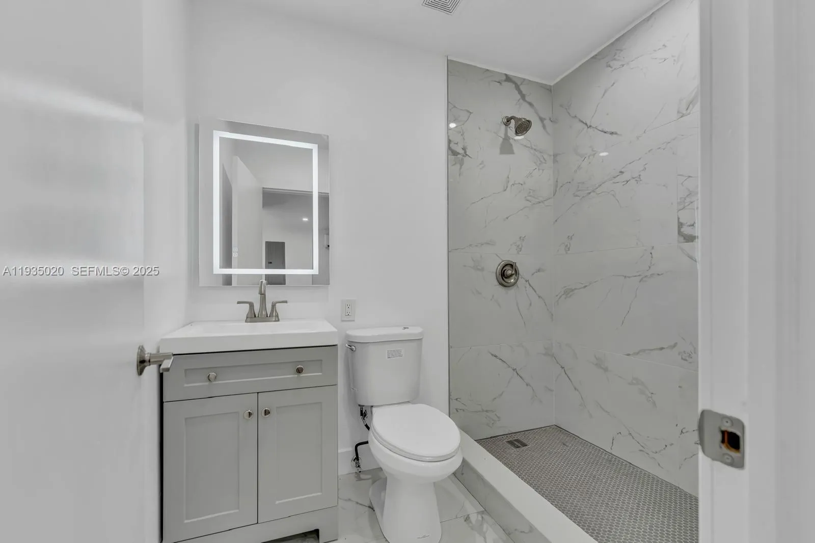 Fort Lauderdale, Florida 33309, 1 Bedroom Bedrooms, ,1 BathroomBathrooms,Residential Lease,For Rent,A11935020