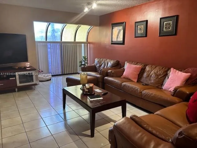 10320 Sw 154th Cir Ct 8, Miami, Florida 33196, Miami, Florida 33196, 3 Bedrooms Bedrooms, ,2 BathroomsBathrooms,Residential,For Sale,10320 Sw 154th Cir Ct 8, Miami, Florida 33196,A11934846