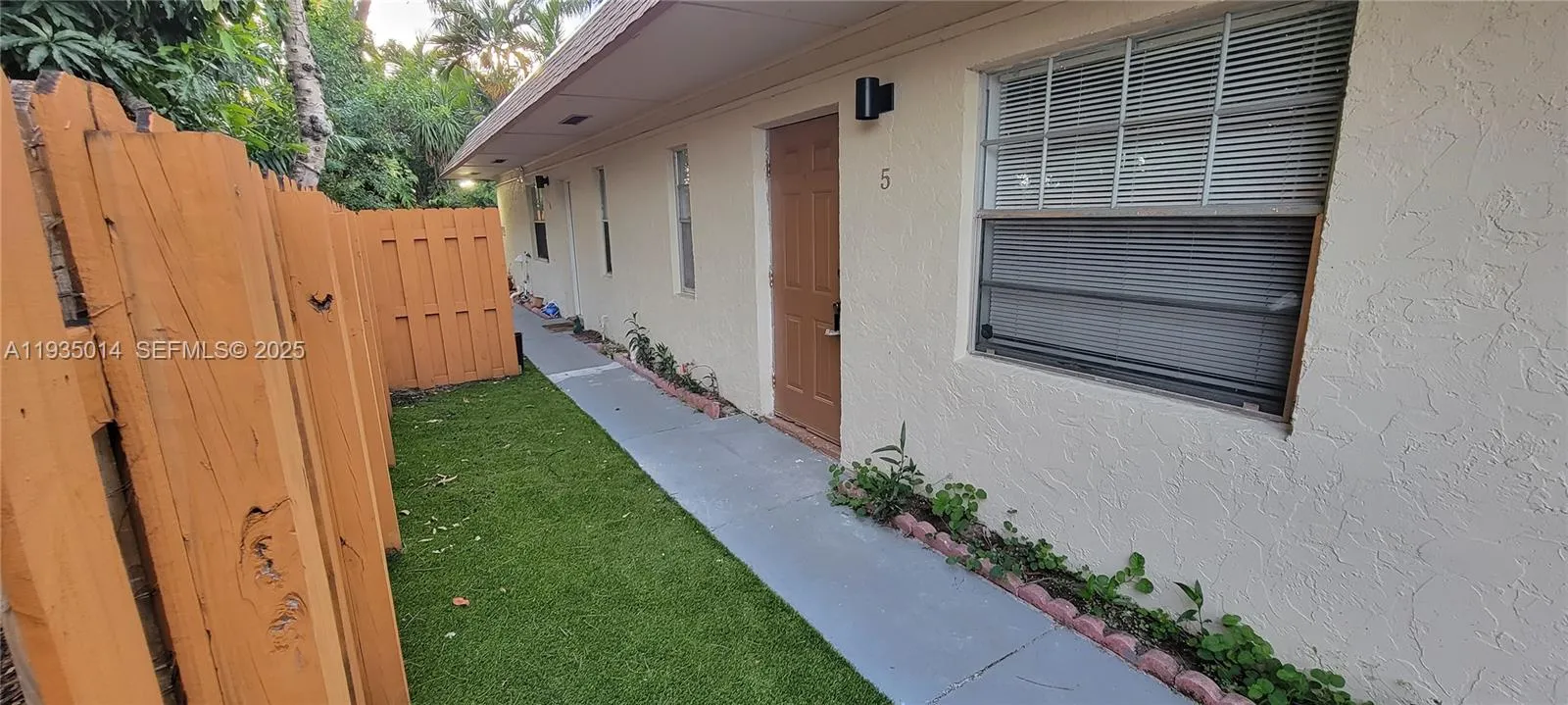 4621 Sw 33rd Ave 5, Dania Beach, Florida 33312, Dania Beach, Florida 33312, 1 Bedroom Bedrooms, ,1 BathroomBathrooms,Residential Lease,For Rent,4621 Sw 33rd Ave 5, Dania Beach, Florida 33312,A11935014