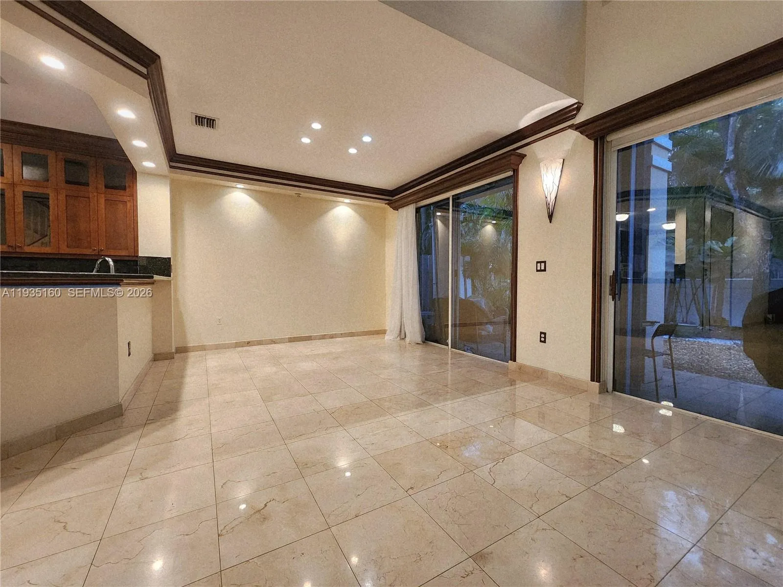 21028 Ne 34th Ct 21028, Aventura, Florida 33180, Aventura, Florida 33180, 2 Bedrooms Bedrooms, ,2 BathroomsBathrooms,Residential Lease,For Rent,21028 Ne 34th Ct 21028, Aventura, Florida 33180,A11935160