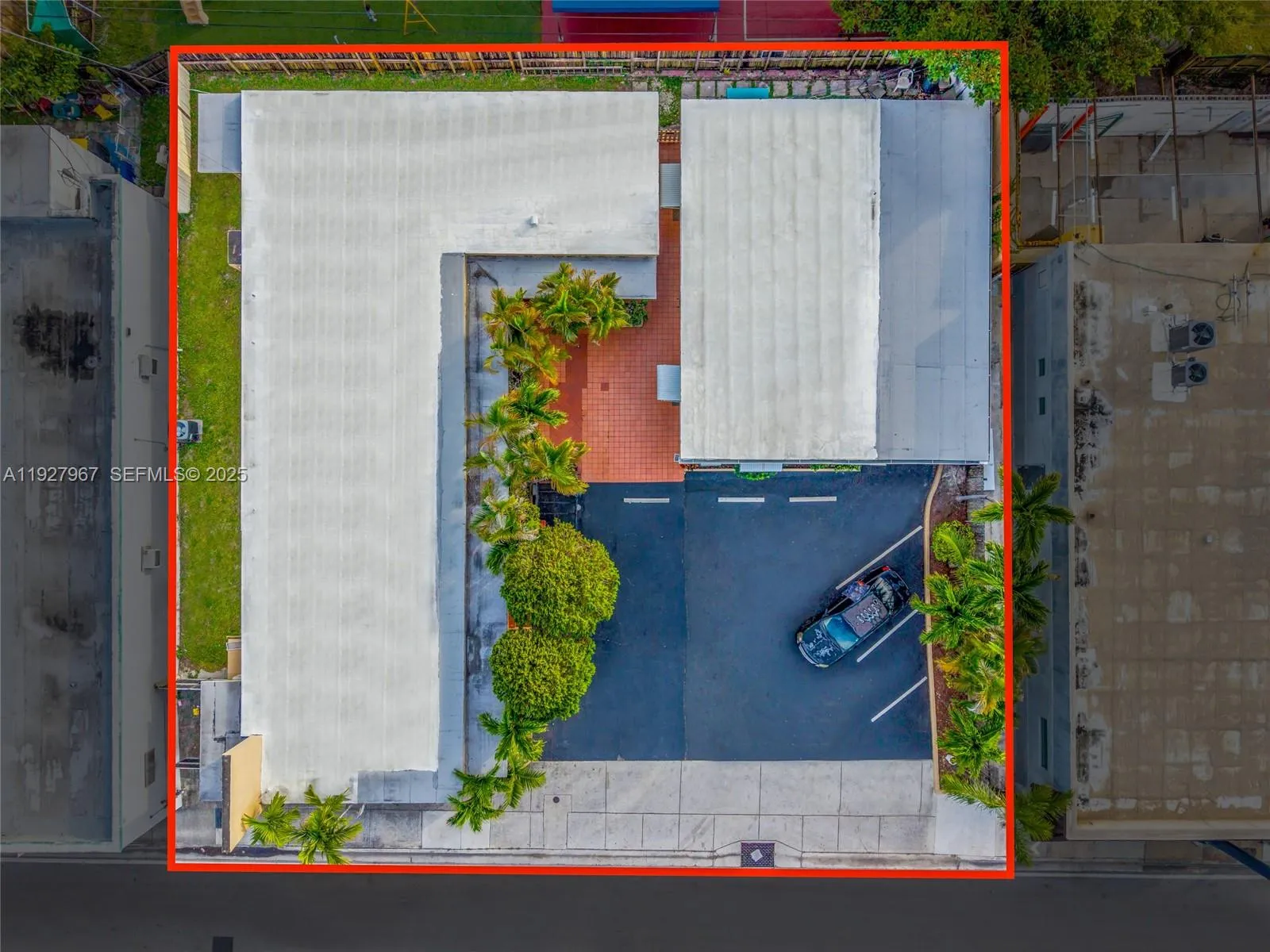 6124 Pembroke Rd, Miramar, Florida 33023, Miramar, Florida 33023, ,Residential Income,For Sale,6124 Pembroke Rd, Miramar, Florida 33023,A11927967