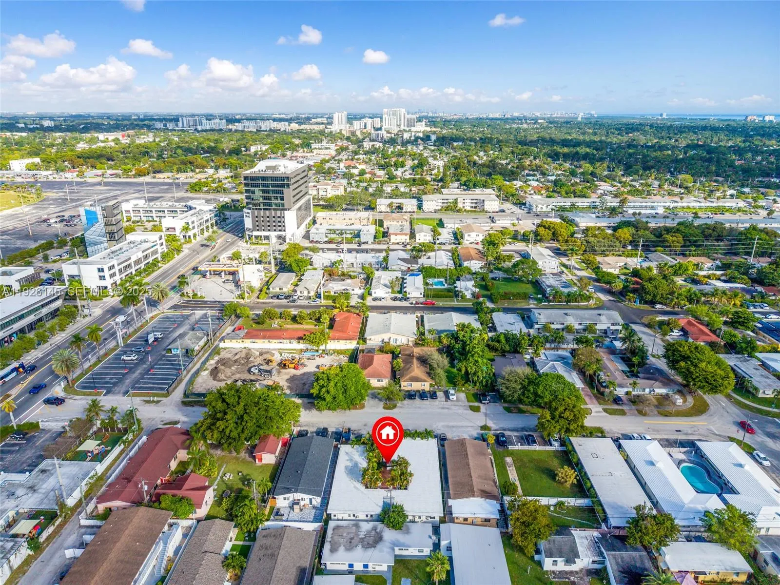 700 Ne 6th St, Hallandale Beach, Florida 33009, Hallandale Beach, Florida 33009, ,Residential Income,For Sale,700 Ne 6th St, Hallandale Beach, Florida 33009,A11926145