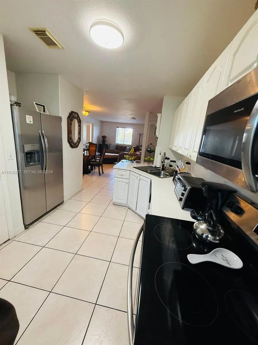 5605 Nw 109th Ave #76, Doral, Florida 33178, Doral, Florida 33178, 3 Bedrooms Bedrooms, ,2 BathroomsBathrooms,Residential,For Sale,5605 Nw 109th Ave #76, Doral, Florida 33178,A11935277