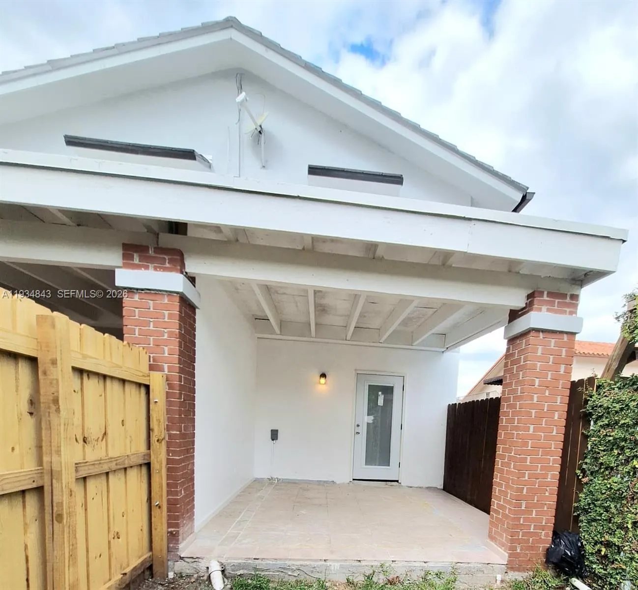14402 Sw 111th St 14402, Miami, Florida 33186, Miami, Florida 33186, 2 Bedrooms Bedrooms, ,1 BathroomBathrooms,Residential Lease,For Rent,14402 Sw 111th St 14402, Miami, Florida 33186,A11934843