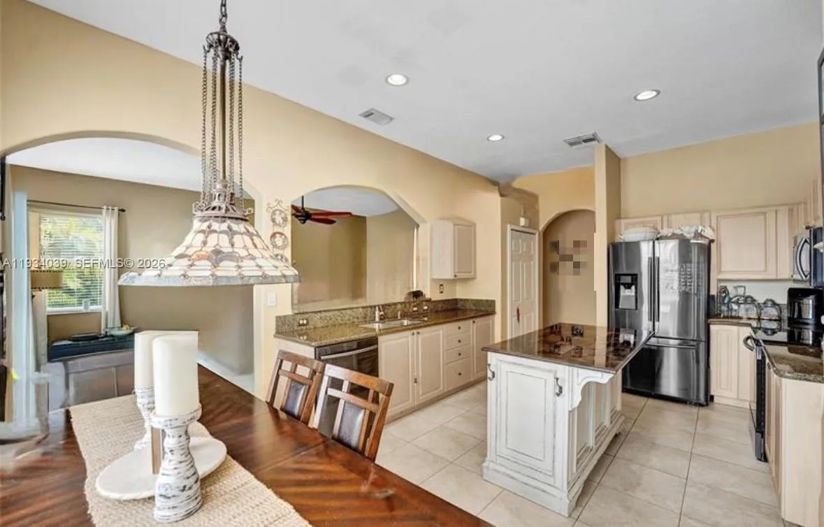 Kitchen with eat-in-kitchen area with FULL LAKE VIEW