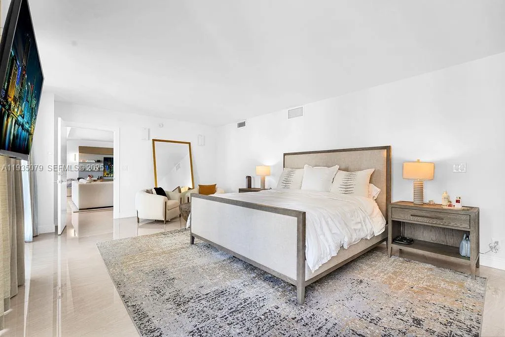 10155 Collins Ave 1106, Bal Harbour, Florida 33154, Bal Harbour, Florida 33154, 3 Bedrooms Bedrooms, ,3 BathroomsBathrooms,Residential,For Sale,10155 Collins Ave 1106, Bal Harbour, Florida 33154,A11935079