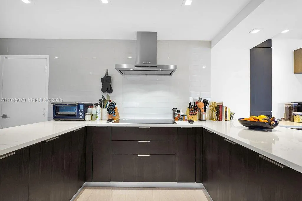 10155 Collins Ave 1106, Bal Harbour, Florida 33154, Bal Harbour, Florida 33154, 3 Bedrooms Bedrooms, ,3 BathroomsBathrooms,Residential,For Sale,10155 Collins Ave 1106, Bal Harbour, Florida 33154,A11935079