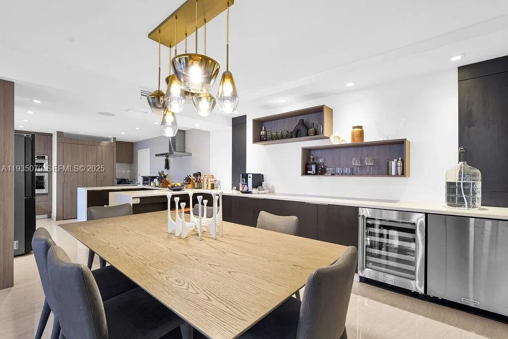 10155 Collins Ave 1106, Bal Harbour, Florida 33154, Bal Harbour, Florida 33154, 3 Bedrooms Bedrooms, ,3 BathroomsBathrooms,Residential,For Sale,10155 Collins Ave 1106, Bal Harbour, Florida 33154,A11935079
