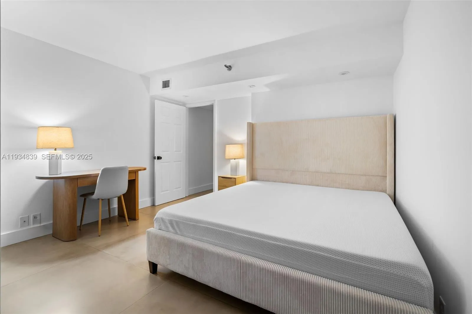 3300 Ne 191st St 1813, Aventura, Florida 33180, Aventura, Florida 33180, 2 Bedrooms Bedrooms, ,2 BathroomsBathrooms,Residential Lease,For Rent,3300 Ne 191st St 1813, Aventura, Florida 33180,A11934839