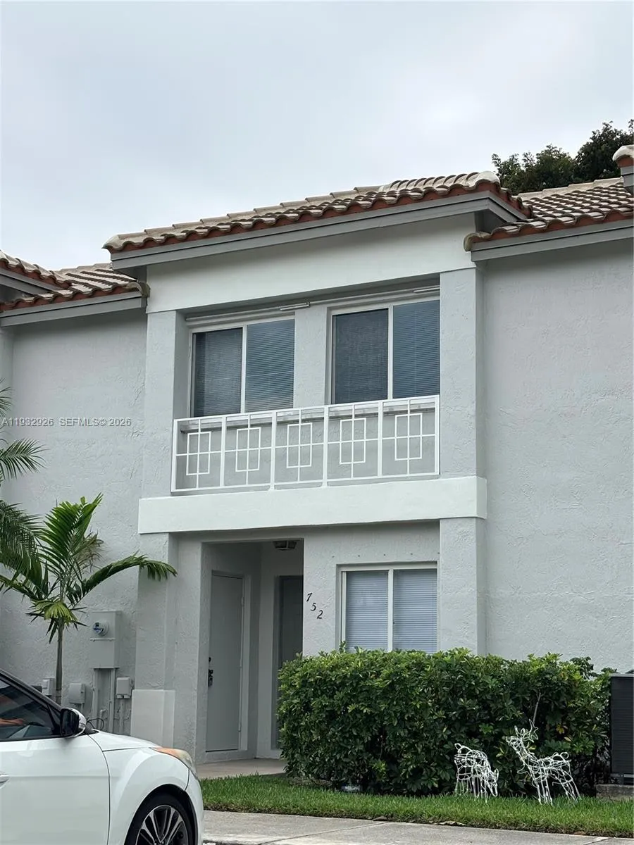 752 Nw 208th Ter, Pembroke Pines, Florida 33029, Pembroke Pines, Florida 33029, 3 Bedrooms Bedrooms, ,2 BathroomsBathrooms,Residential,For Sale,752 Nw 208th Ter, Pembroke Pines, Florida 33029,A11932926