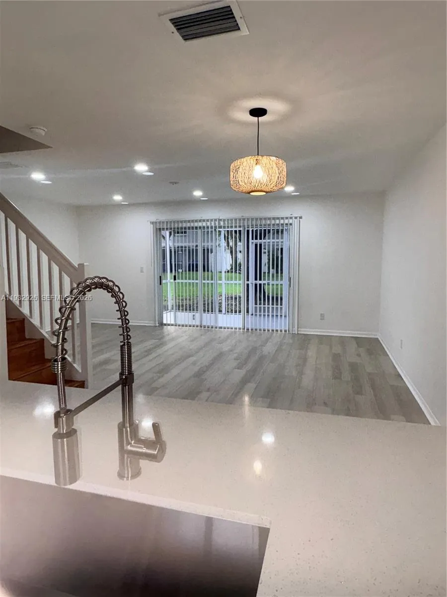 752 Nw 208th Ter, Pembroke Pines, Florida 33029, Pembroke Pines, Florida 33029, 3 Bedrooms Bedrooms, ,2 BathroomsBathrooms,Residential,For Sale,752 Nw 208th Ter, Pembroke Pines, Florida 33029,A11932926