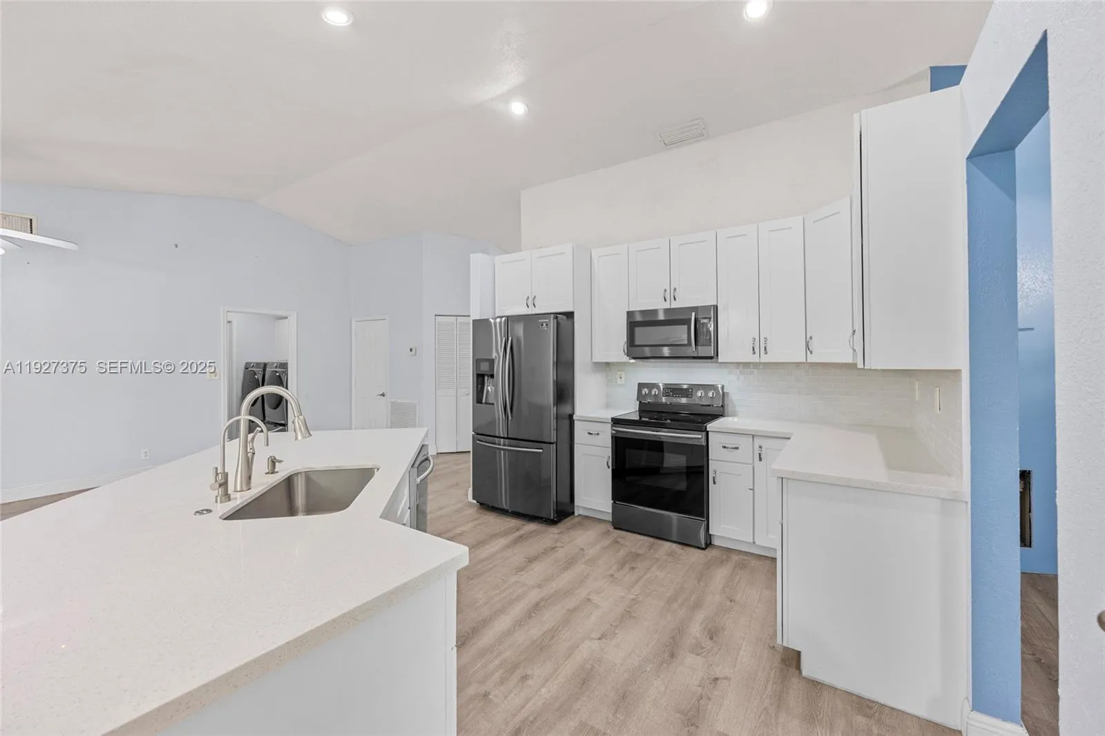 5197 Nw 58th Ter, Coral Springs, Florida 33067, Coral Springs, Florida 33067, 4 Bedrooms Bedrooms, ,3 BathroomsBathrooms,Residential,For Sale,5197 Nw 58th Ter, Coral Springs, Florida 33067,A11927375