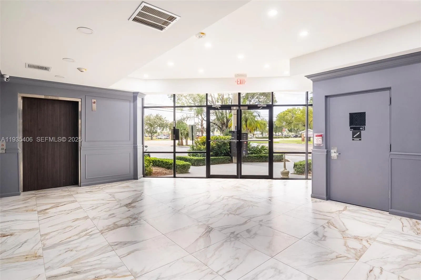 7501 W Oakland Park Blvd, Lauderhill, Florida 3331, Lauderhill, Florida 33319, ,Commercial Sale,For Sale,7501 W Oakland Park Blvd, Lauderhill, Florida 3331,A11935406