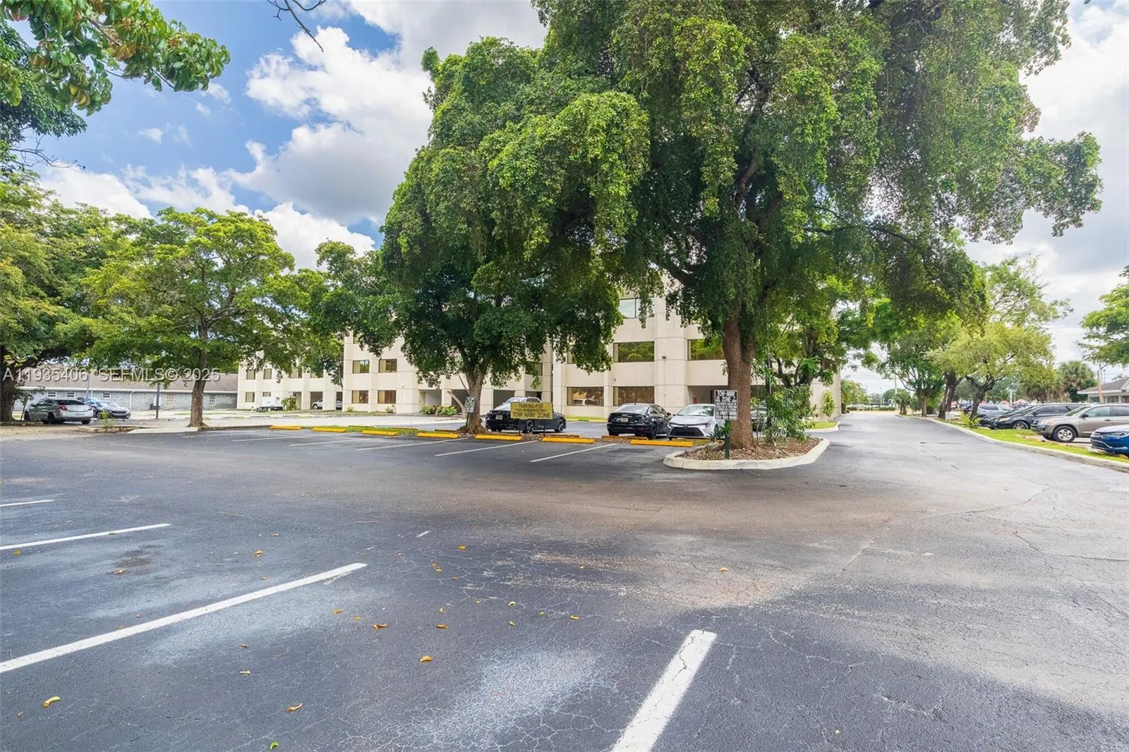 7501 W Oakland Park Blvd, Lauderhill, Florida 3331, Lauderhill, Florida 33319, ,Commercial Sale,For Sale,7501 W Oakland Park Blvd, Lauderhill, Florida 3331,A11935406