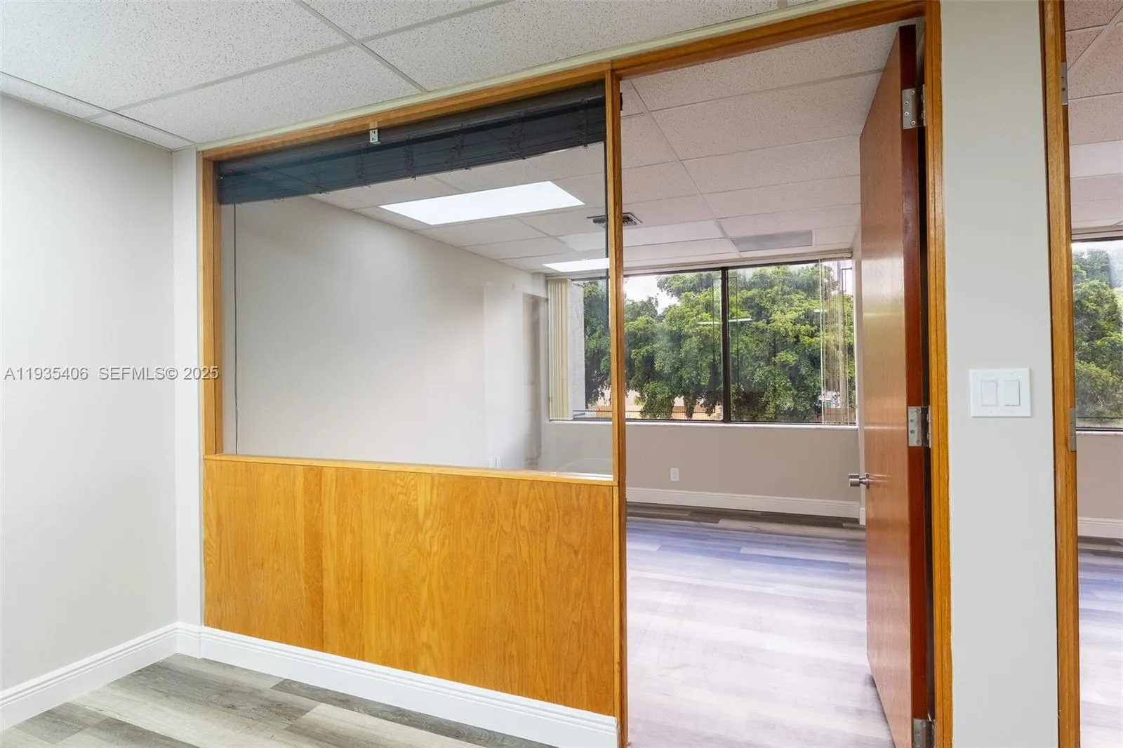 7501 W Oakland Park Blvd, Lauderhill, Florida 3331, Lauderhill, Florida 33319, ,Commercial Sale,For Sale,7501 W Oakland Park Blvd, Lauderhill, Florida 3331,A11935406