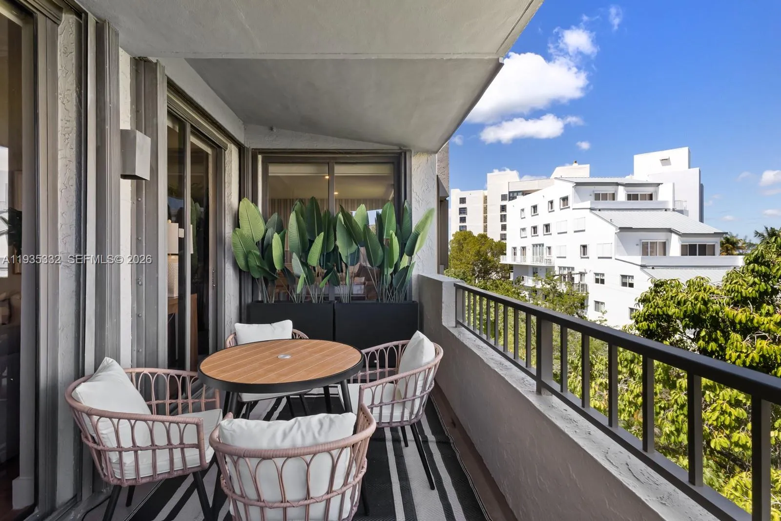 141 Crandon Blvd 446, Key Biscayne, Florida 33149, Key Biscayne, Florida 33149, 3 Bedrooms Bedrooms, ,2 BathroomsBathrooms,Residential,For Sale,141 Crandon Blvd 446, Key Biscayne, Florida 33149,A11935332