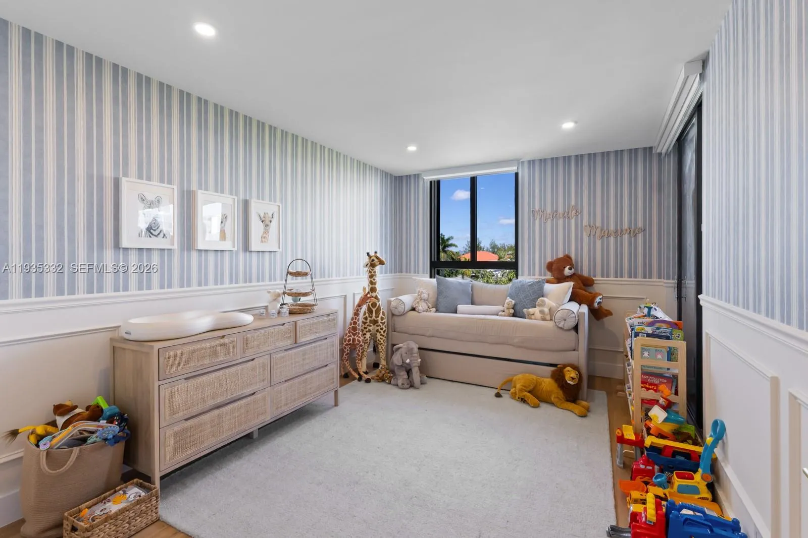 141 Crandon Blvd 446, Key Biscayne, Florida 33149, Key Biscayne, Florida 33149, 3 Bedrooms Bedrooms, ,2 BathroomsBathrooms,Residential,For Sale,141 Crandon Blvd 446, Key Biscayne, Florida 33149,A11935332