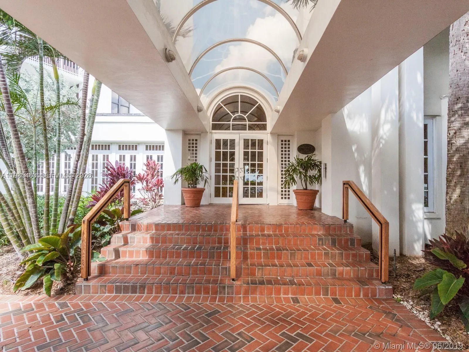 2000 Towerside Ter 905, Miami, Florida 33138, Miami, Florida 33138, 2 Bedrooms Bedrooms, ,2 BathroomsBathrooms,Residential,For Sale,2000 Towerside Ter 905, Miami, Florida 33138,A11935463