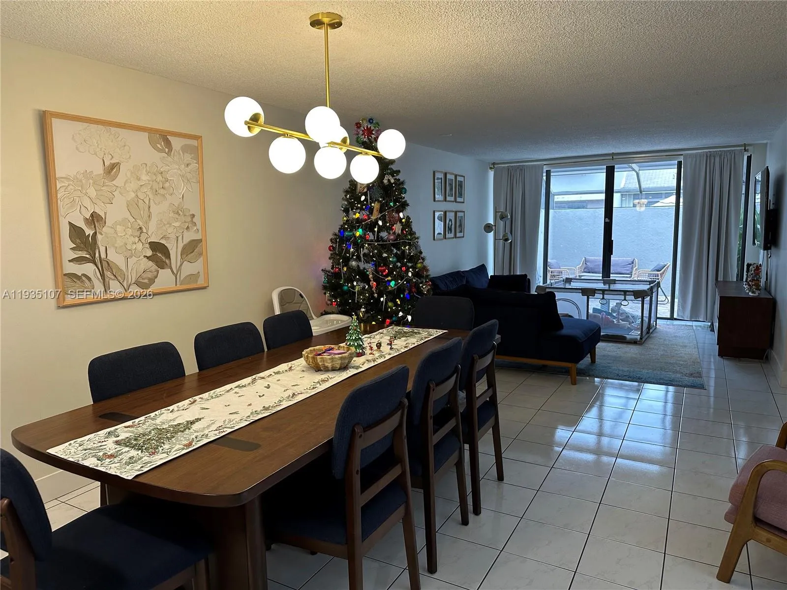 Pembroke Pines, Florida 33026, 3 Bedrooms Bedrooms, ,2 BathroomsBathrooms,Residential Lease,For Rent,A11935107