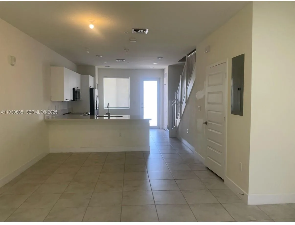 6455 Nw 103rd Pl 106, Doral, Florida 33178, Doral, Florida 33178, 3 Bedrooms Bedrooms, ,2 BathroomsBathrooms,Residential Lease,For Rent,6455 Nw 103rd Pl 106, Doral, Florida 33178,A11930885 6455 Nw 103rd Pl 106, Doral, Florida 33178, Doral, Florida 33178, 3 Bedrooms Bedrooms, ,2 BathroomsBathrooms,Residential Lease,For Rent,6455 Nw 103rd Pl 106, Doral, Florida 33178,A11930885