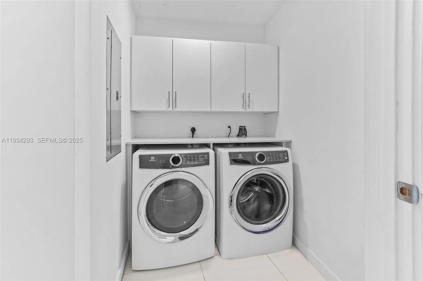 851 Ne 1st Avenue 2601, Miami, Florida 33132, Miami, Florida 33132, 3 Bedrooms Bedrooms, ,4 BathroomsBathrooms,Residential,For Sale,851 Ne 1st Avenue 2601, Miami, Florida 33132,A11934293