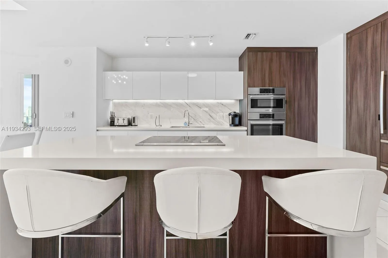 851 Ne 1st Avenue 2601, Miami, Florida 33132, Miami, Florida 33132, 3 Bedrooms Bedrooms, ,4 BathroomsBathrooms,Residential,For Sale,851 Ne 1st Avenue 2601, Miami, Florida 33132,A11934293