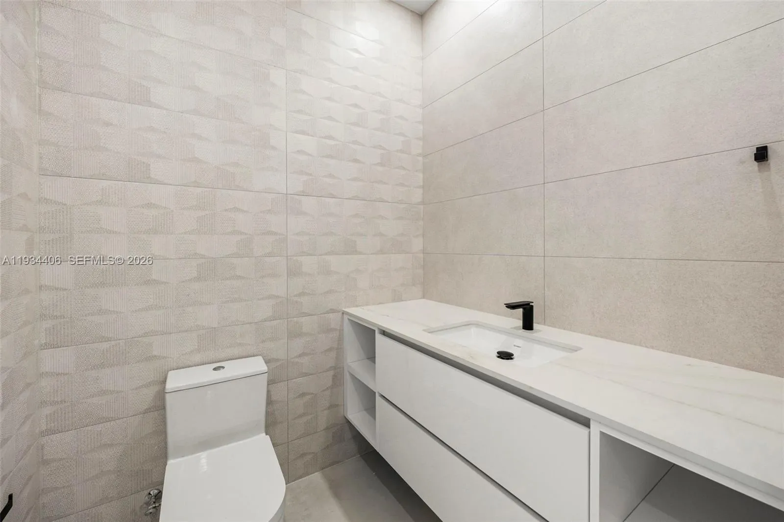 2096 Alamanda Dr, North Miami, Florida 33181, North Miami, Florida 33181, 5 Bedrooms Bedrooms, ,5 BathroomsBathrooms,Residential,For Sale,2096 Alamanda Dr, North Miami, Florida 33181,A11934406