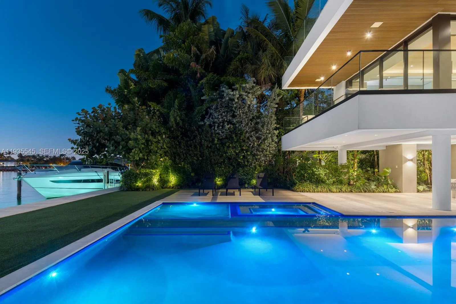 40 W Rivo Alto Dr, Miami Beach, Florida 33139, Miami Beach, Florida 33139, 6 Bedrooms Bedrooms, ,7 BathroomsBathrooms,Residential Lease,For Rent,40 W Rivo Alto Dr, Miami Beach, Florida 33139,A11935545