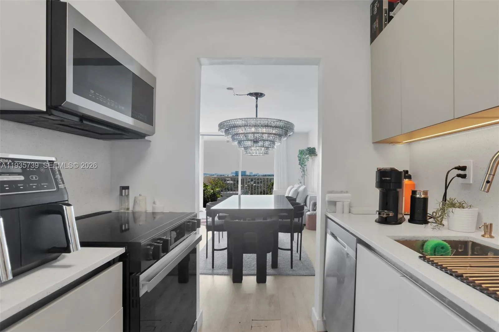 2000 Ne 135th St 908, North Miami, Florida 33181, North Miami, Florida 33181, 1 Bedroom Bedrooms, ,1 BathroomBathrooms,Residential,For Sale,2000 Ne 135th St 908, North Miami, Florida 33181,A11935739