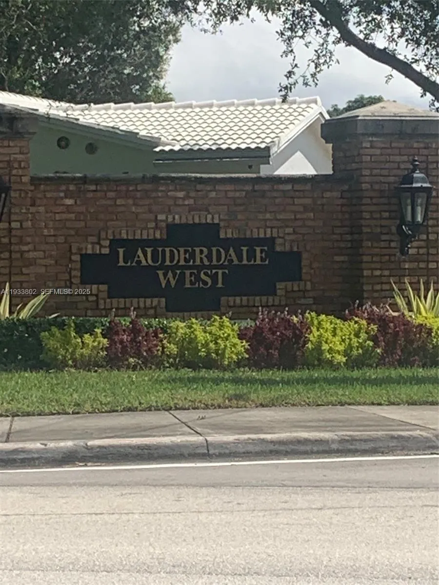 Plantation, Florida 33322, 2 Bedrooms Bedrooms, ,2 BathroomsBathrooms,Residential,For Sale,A11933802 Plantation, Florida 33322, 2 Bedrooms Bedrooms, ,2 BathroomsBathrooms,Residential,For Sale,A11933802