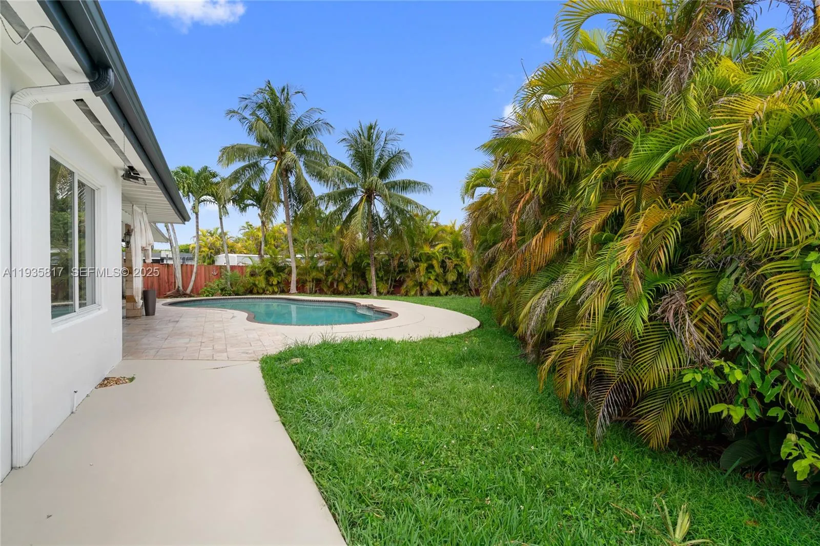 13611 Sw 77th St, Miami, Florida 33183, Miami, Florida 33183, 4 Bedrooms Bedrooms, ,3 BathroomsBathrooms,Residential Lease,For Rent,13611 Sw 77th St, Miami, Florida 33183,A11935817